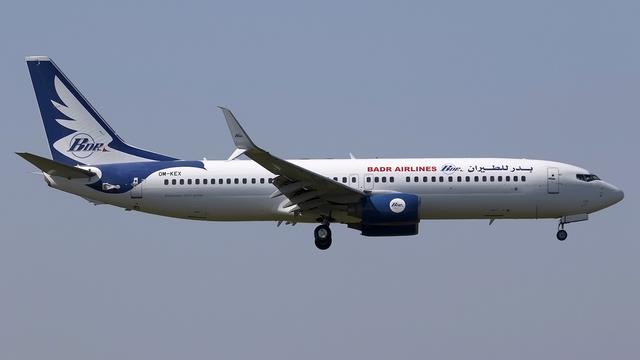OM-KEX:Boeing 737-800:Buffalo Airways